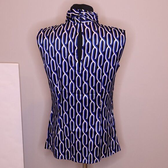 Escada Silk Mock Neck Sleevless Top Sz XS - Picture 2 of 6